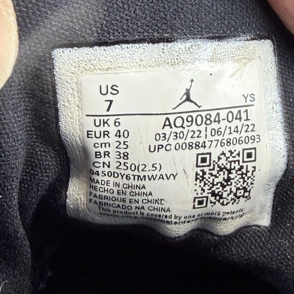 Jordan Air Jordan Shoes Youth Size 7 Black Basketball Sneakers AQ9084-041 - Picture 12 of 13